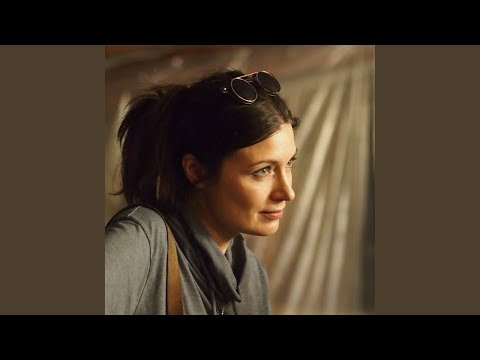 Тумбалалайка (на русском) (feat. Элечка) video thumbnail